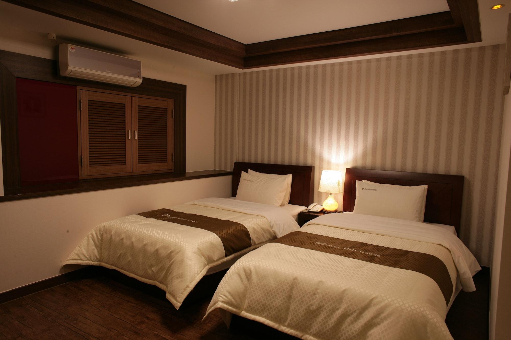 Hill House Seoul Myeongdong Hotel Exterior photo