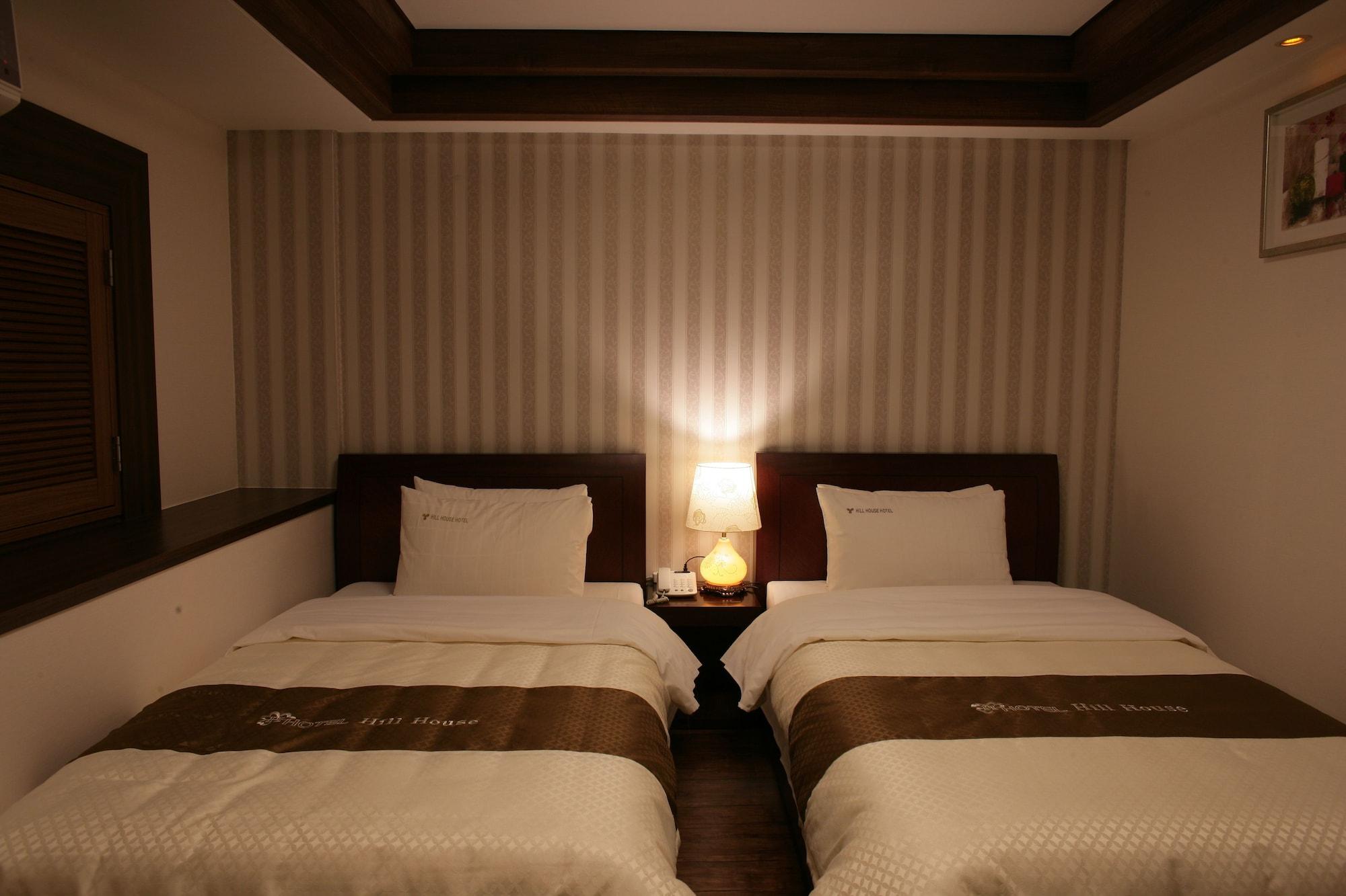 Hill House Seoul Myeongdong Hotel Exterior photo
