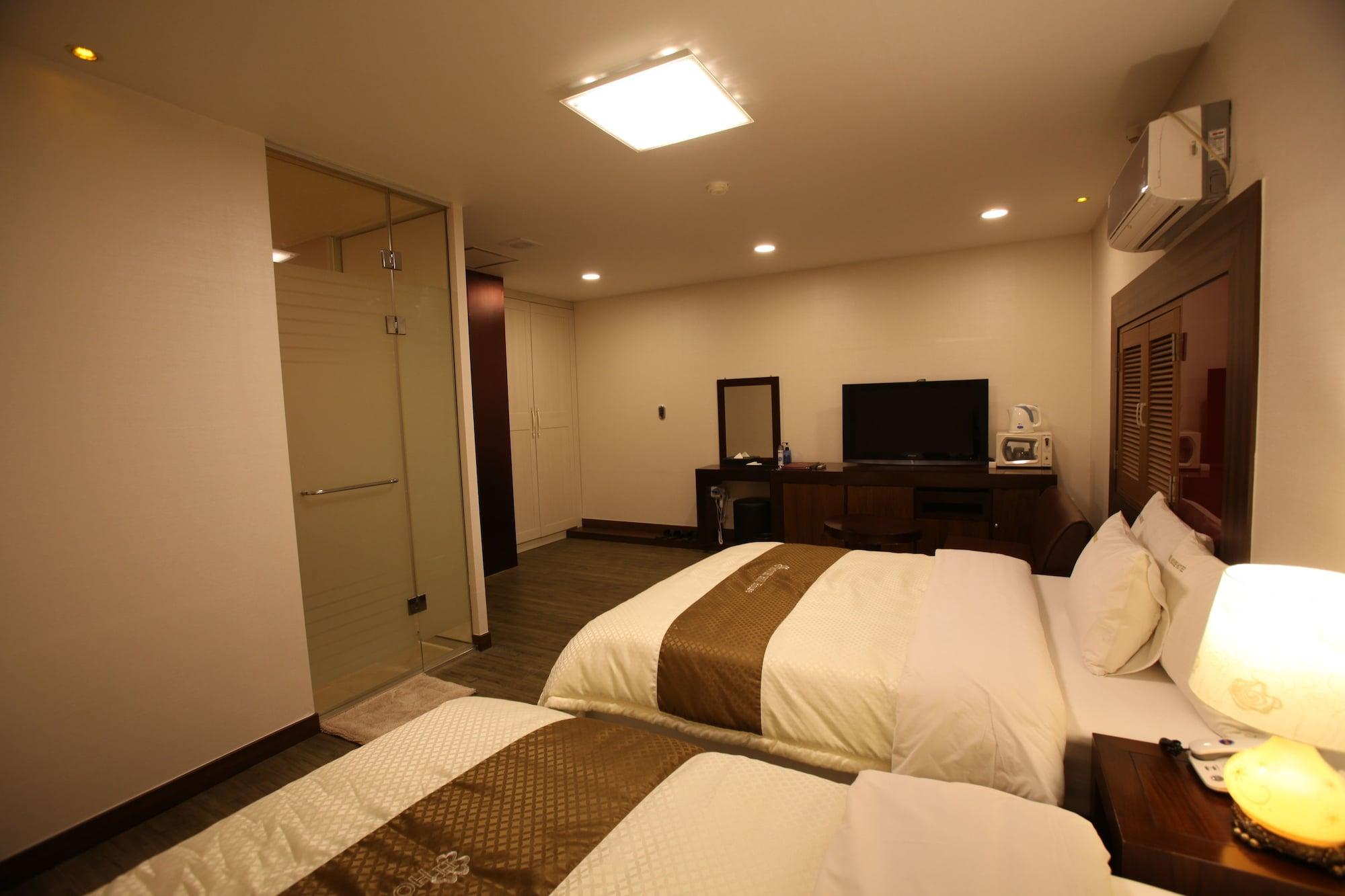 Hill House Seoul Myeongdong Hotel Exterior photo